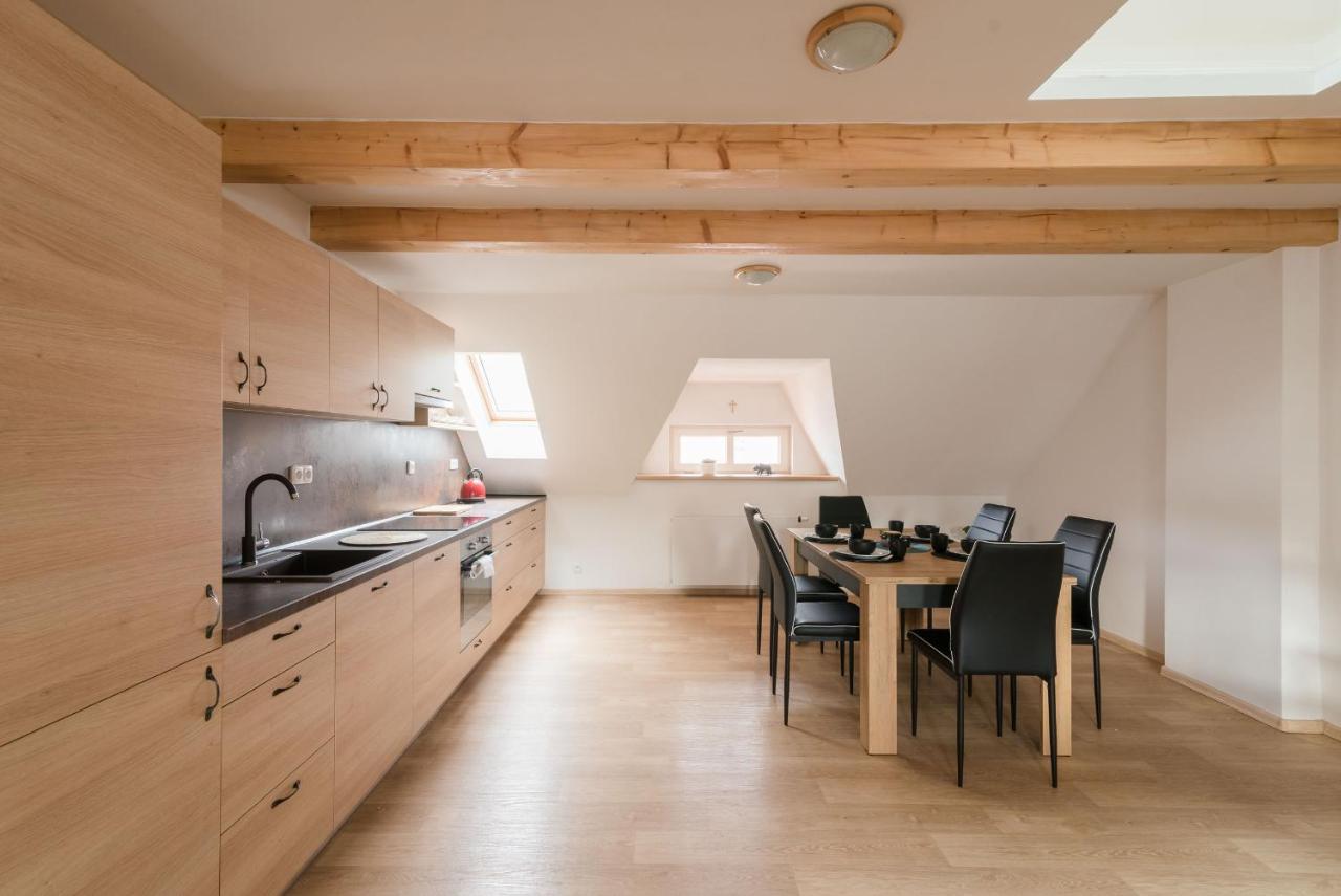Ayni Apartman Семили Екстериор снимка