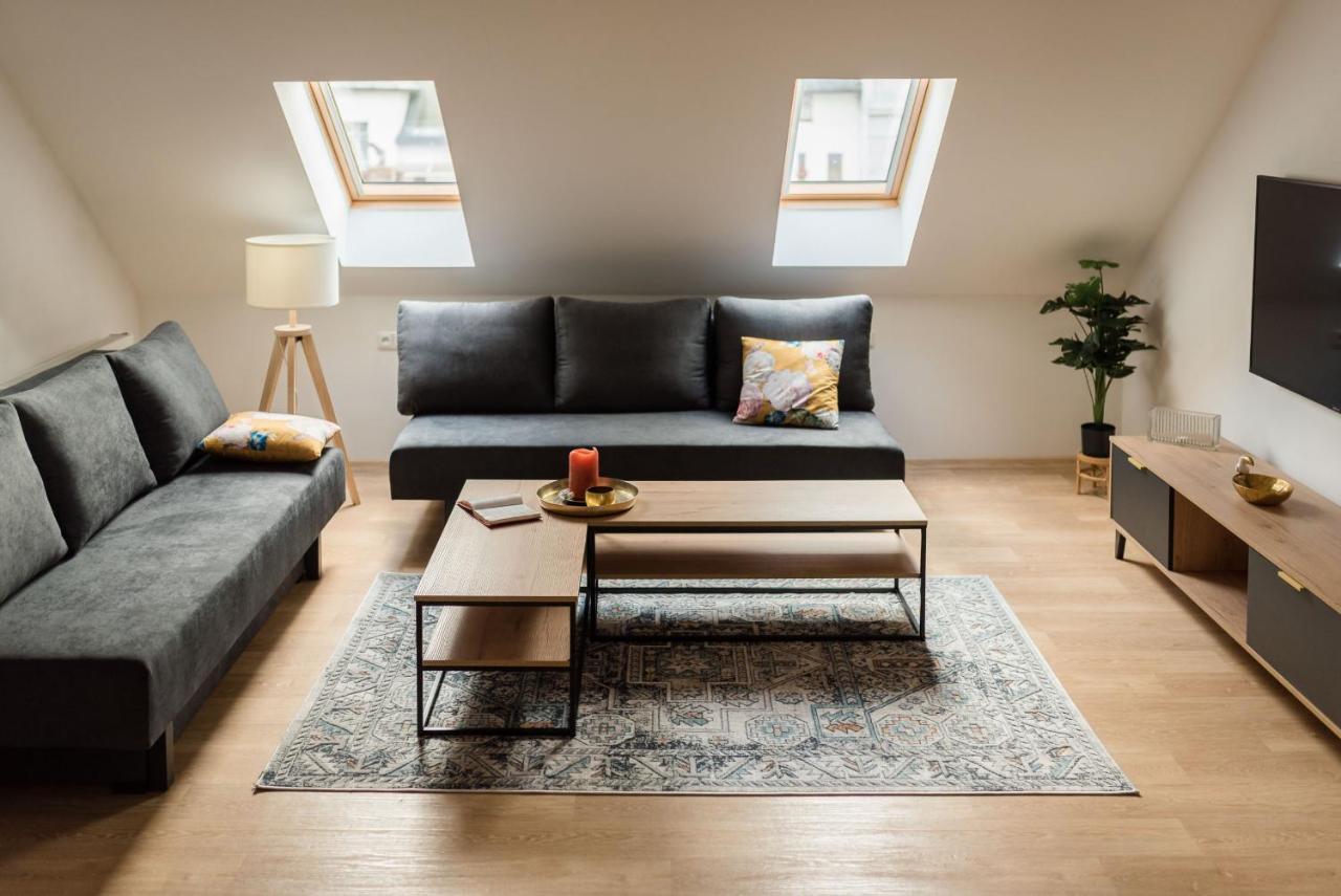 Ayni Apartman Семили Екстериор снимка